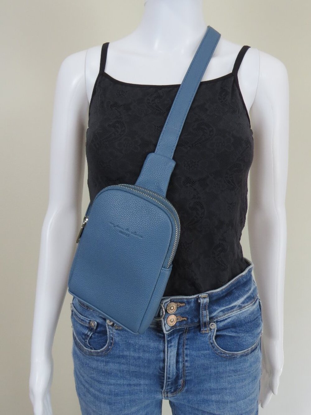 INICAT Crossbody Sling Bag Pebbled Faux Leather - Blue, NWOT